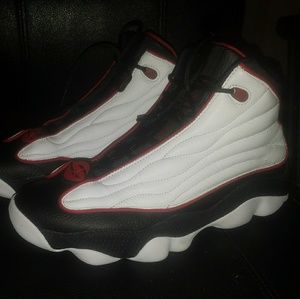 Black Jordan Pro Strong Black/white